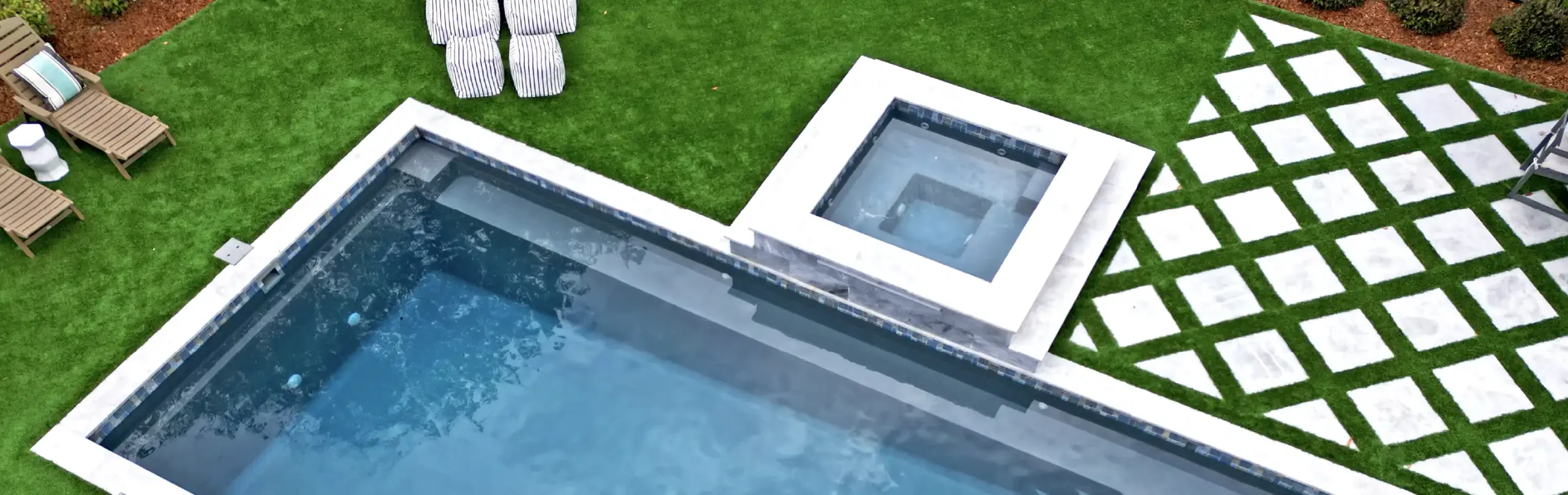Signature Spas from Aviva Pools Toronto